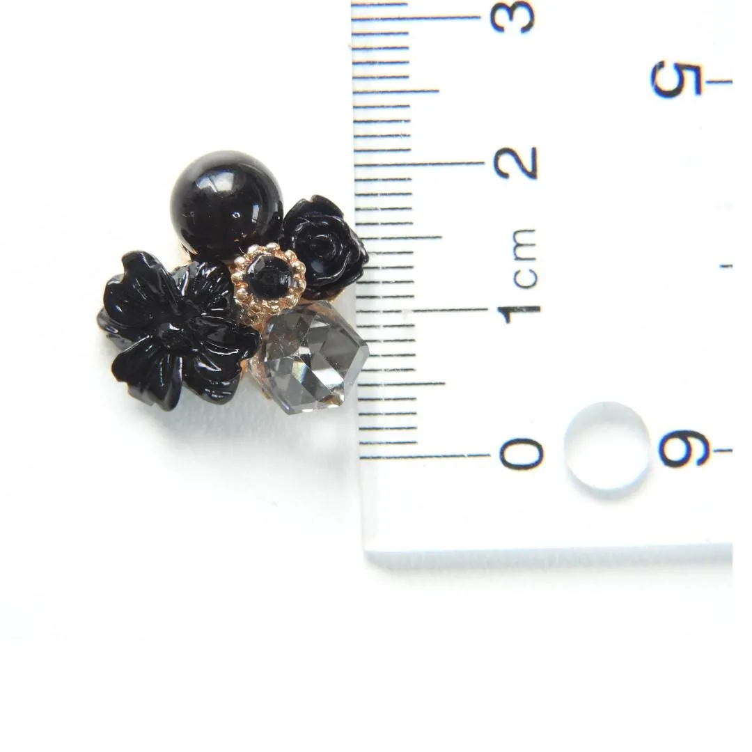 Black flower jewels for clothes