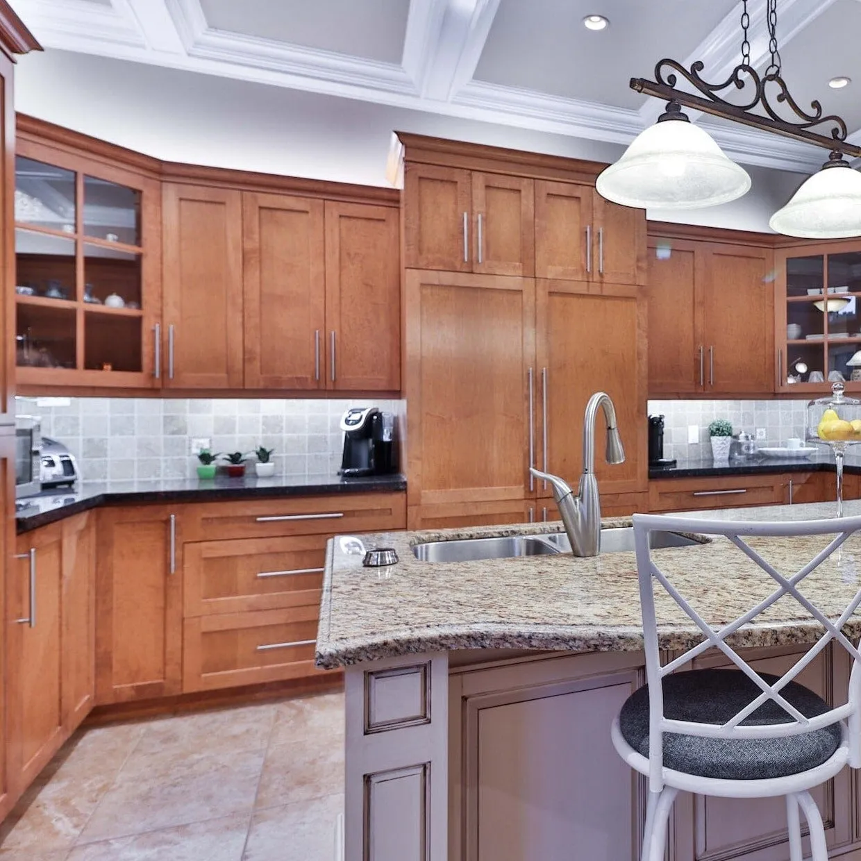 Wilmington Shaker Mullion Custom Cabinet Doors - 6 lite